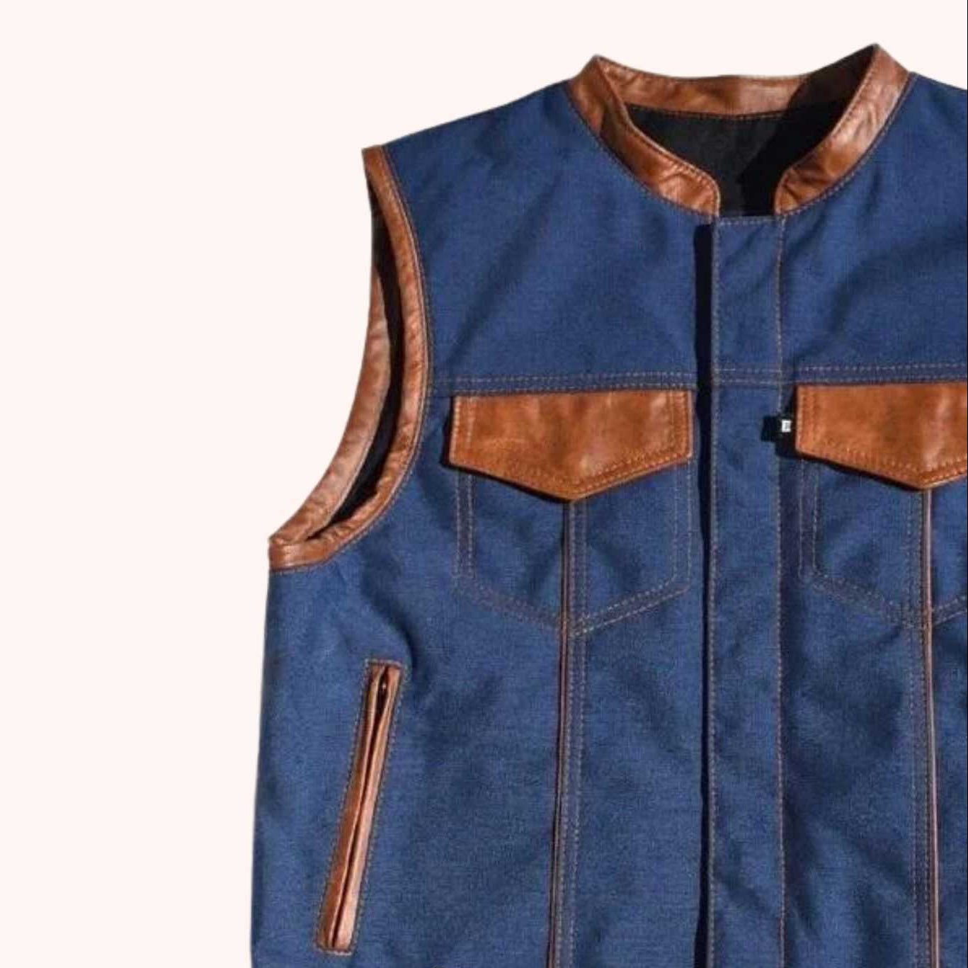 Men's canvas riding vest detail