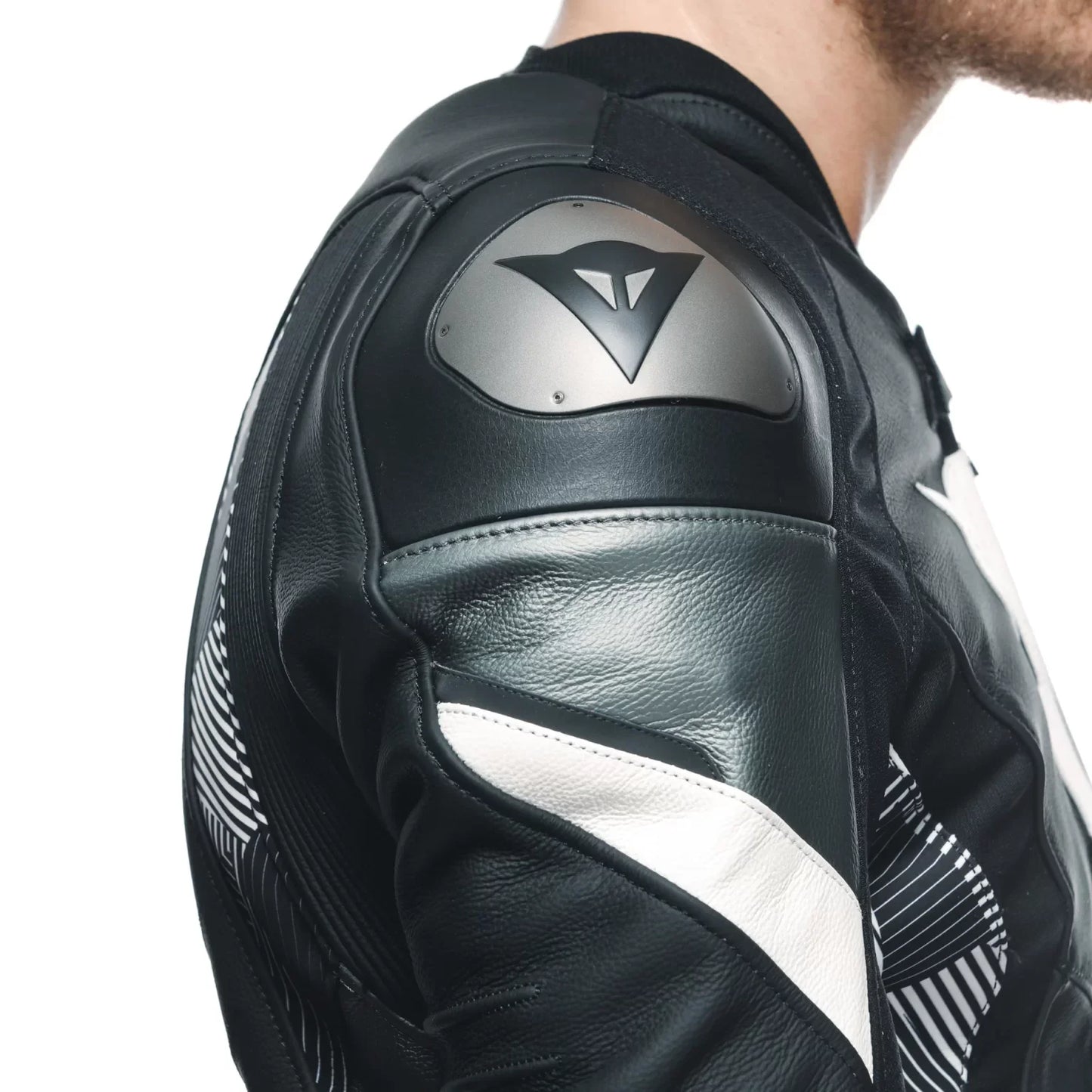 Dainese AVRO 5 Men’s Motorcycle Leather Jacket – Premium Italian Racing Gear