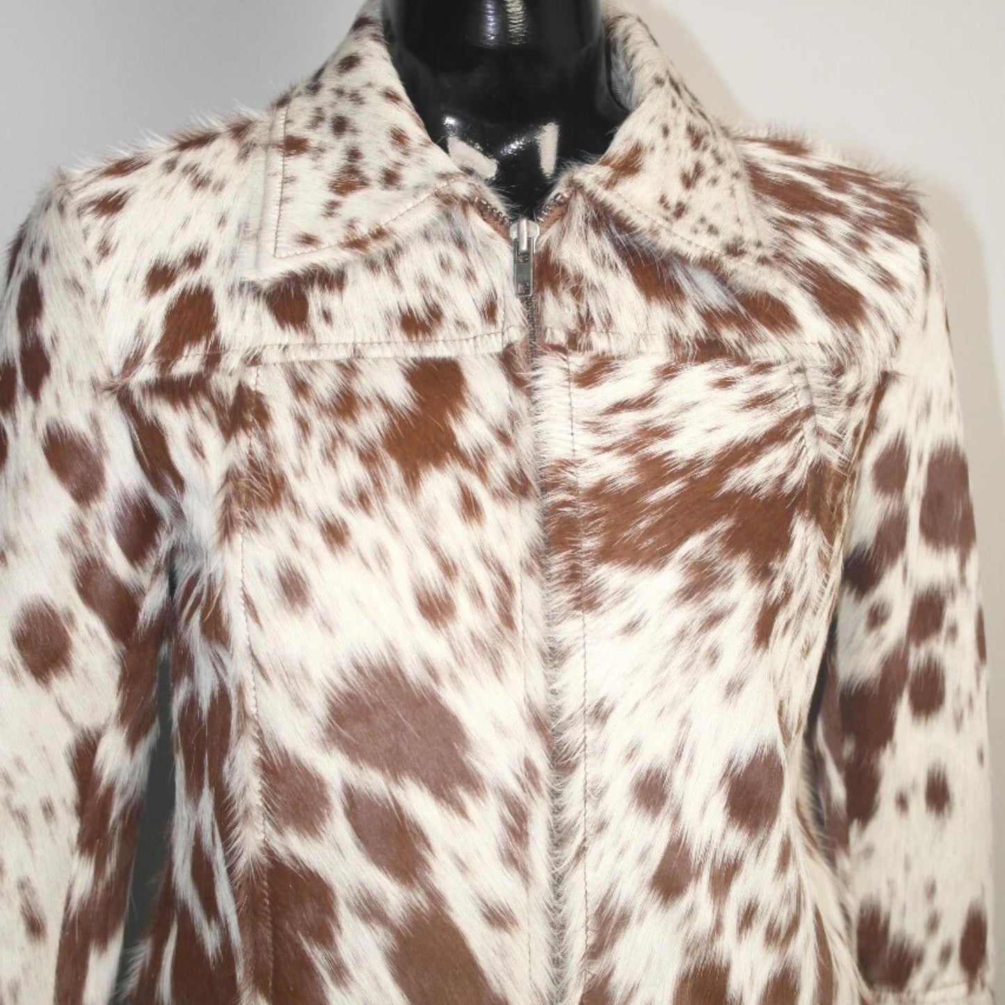 Western Cowhide Skirt and Jacket Set Cowgirl Chic Outfit Hair on Hide Cowgirl Clothing Western Style Elegance Complete Outfit Rustic Charm